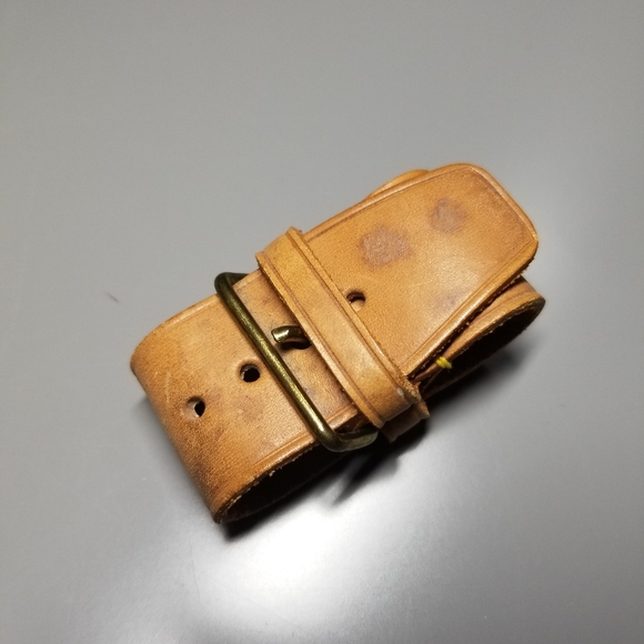 Louis Vuitton Vintage Leather Luggage tag Poignet Accessorie - Picture 3 of 10